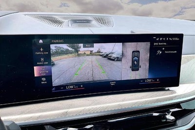 2023 BMW X7 M60i