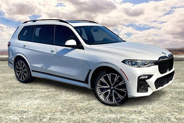 2021 BMW X7 M50i