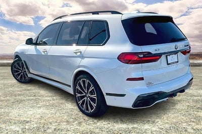 2021 BMW X7 M50i