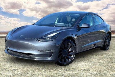 2023 Tesla Model 3 Performance