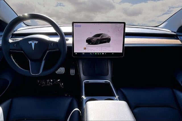 2023 Tesla Model 3 Performance