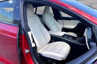 2023 Tesla Model S Plaid