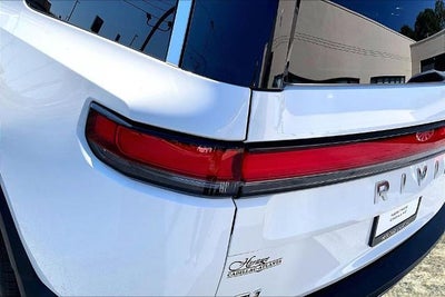 2023 RIVIAN R1S Adventure