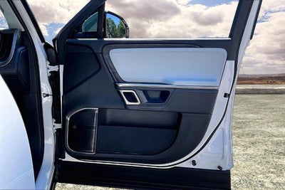 2023 RIVIAN R1S Adventure