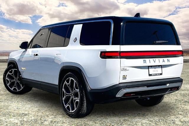 2023 RIVIAN R1S Adventure
