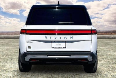 2023 RIVIAN R1S Adventure