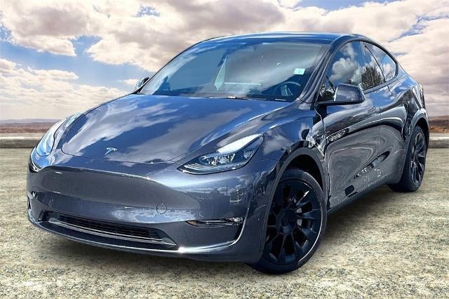 2024 Tesla Model Y Long Range