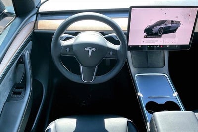 2024 Tesla Model Y Long Range