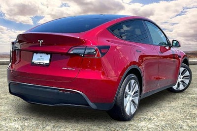 2024 Tesla Model Y Long Range