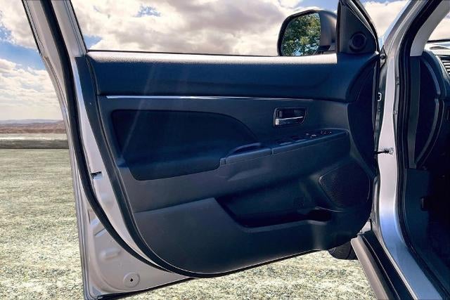 2025 Mitsubishi Outlander Sport S