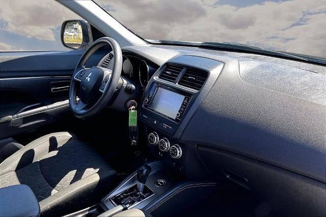2025 Mitsubishi Outlander Sport S