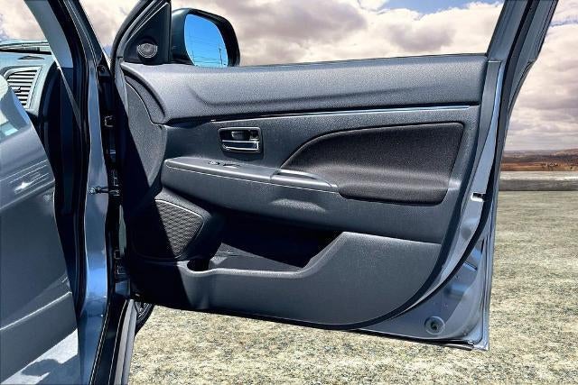 2025 Mitsubishi Outlander Sport S