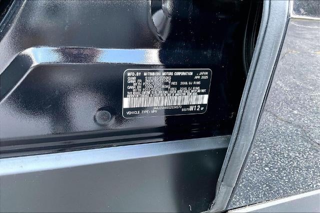 2025 Mitsubishi Outlander SE