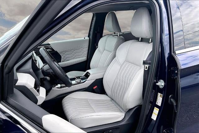 2025 Mitsubishi Outlander SEL