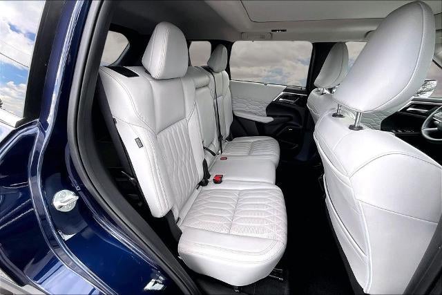 2025 Mitsubishi Outlander SEL