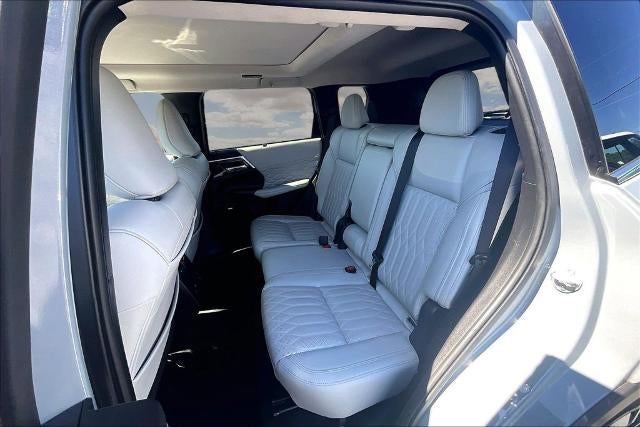 2025 Mitsubishi Outlander SEL
