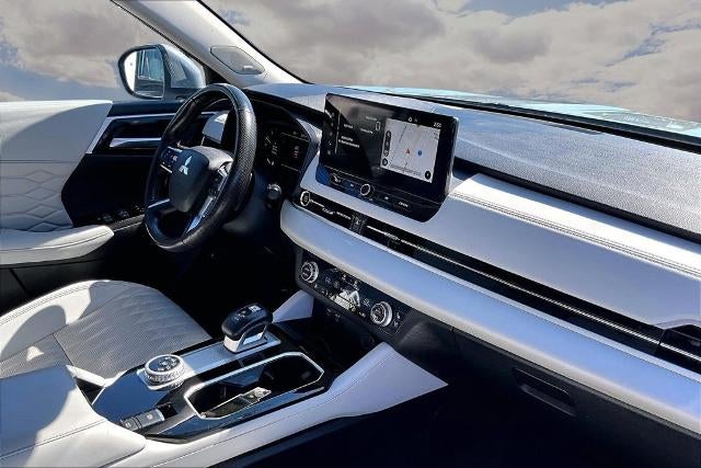 2025 Mitsubishi Outlander SEL