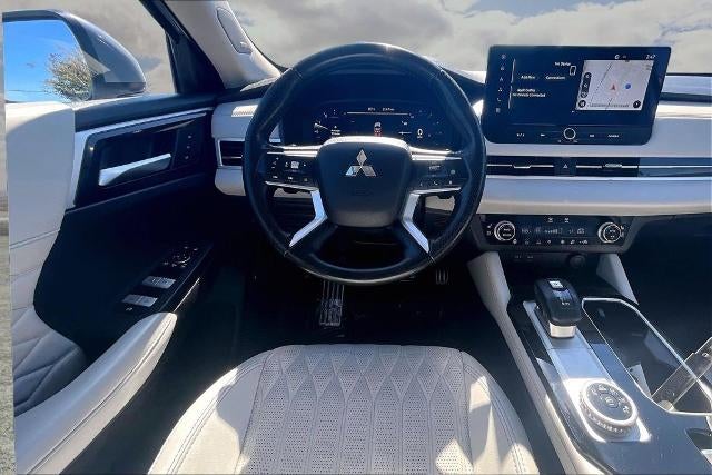 2025 Mitsubishi Outlander SEL