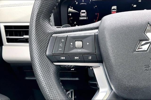2025 Mitsubishi Outlander SEL