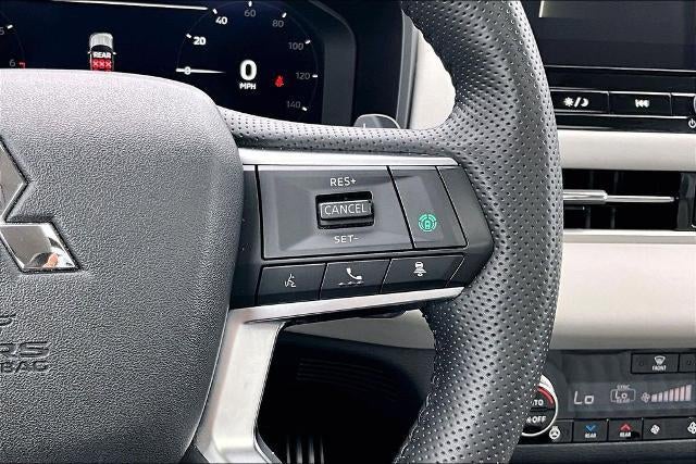 2025 Mitsubishi Outlander SEL