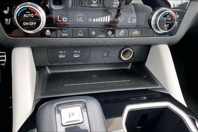 2025 Mitsubishi Outlander SEL