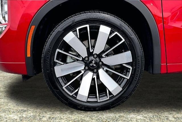 2025 Mitsubishi Outlander SEL