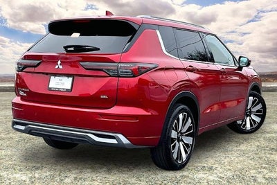 2025 Mitsubishi Outlander SEL