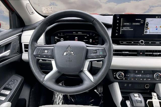 2025 Mitsubishi Outlander SEL