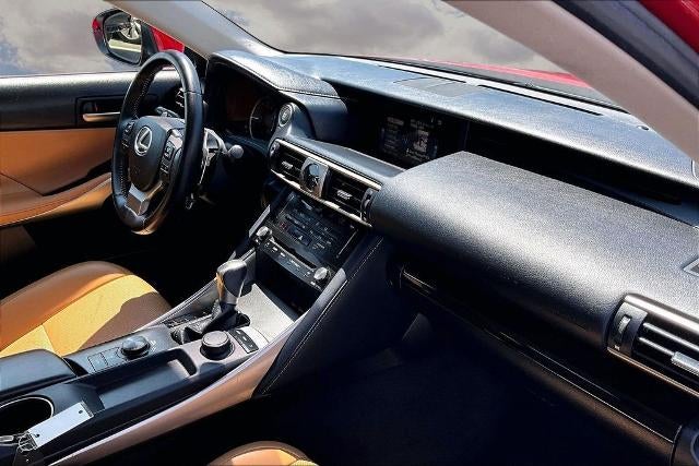 2018 Lexus IS IS 300