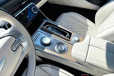 2024 Genesis GV80 Base
