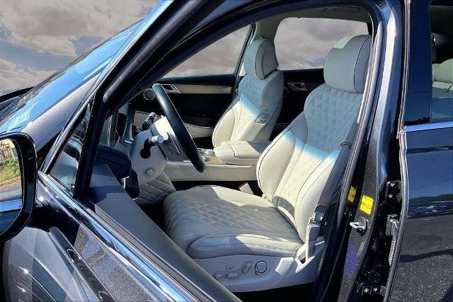2024 Genesis GV80 Base