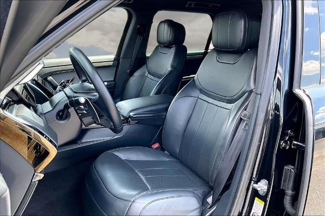 2025 Land Rover Range Rover Sport SE