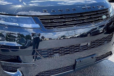 2025 Land Rover Range Rover Sport SE