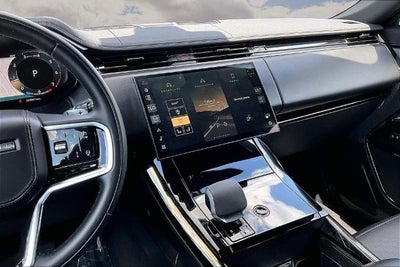 2025 Land Rover Range Rover Sport SE