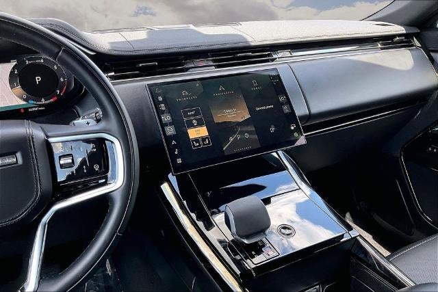 2025 Land Rover Range Rover Sport SE