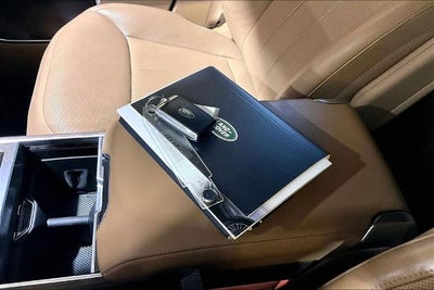 2023 Land Rover Range Rover SE