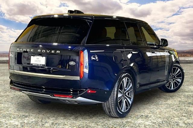 2023 Land Rover Range Rover SE