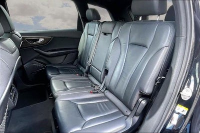 2020 Audi Q7 Premium Plus