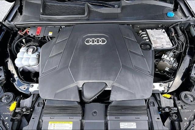 2020 Audi Q7 Premium Plus