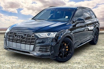 2020 Audi Q7 Premium Plus