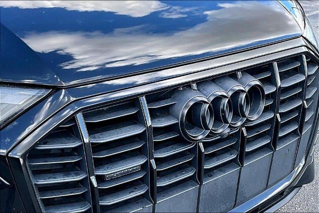 2020 Audi Q7 Premium Plus