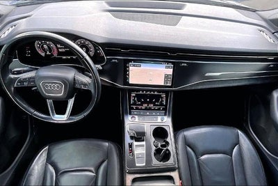 2020 Audi Q7 Premium Plus