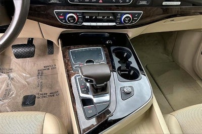 2018 Audi Q7 Prestige