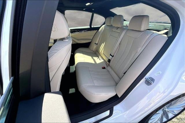 2021 BMW 5 Series 530e