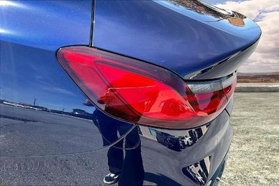 2021 BMW 8 Series 840i