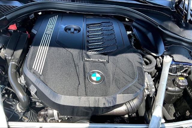 2021 BMW 8 Series 840i