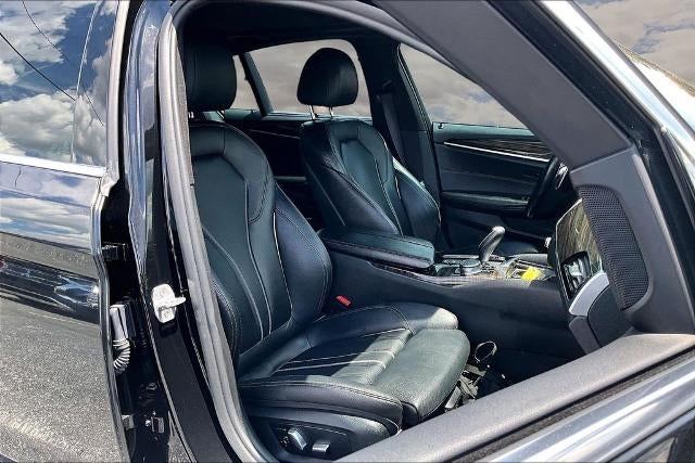 2018 BMW 5 Series 540i