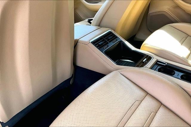 2018 Porsche Panamera Base