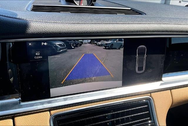 2018 Porsche Panamera Base