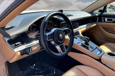 2018 Porsche Panamera Base